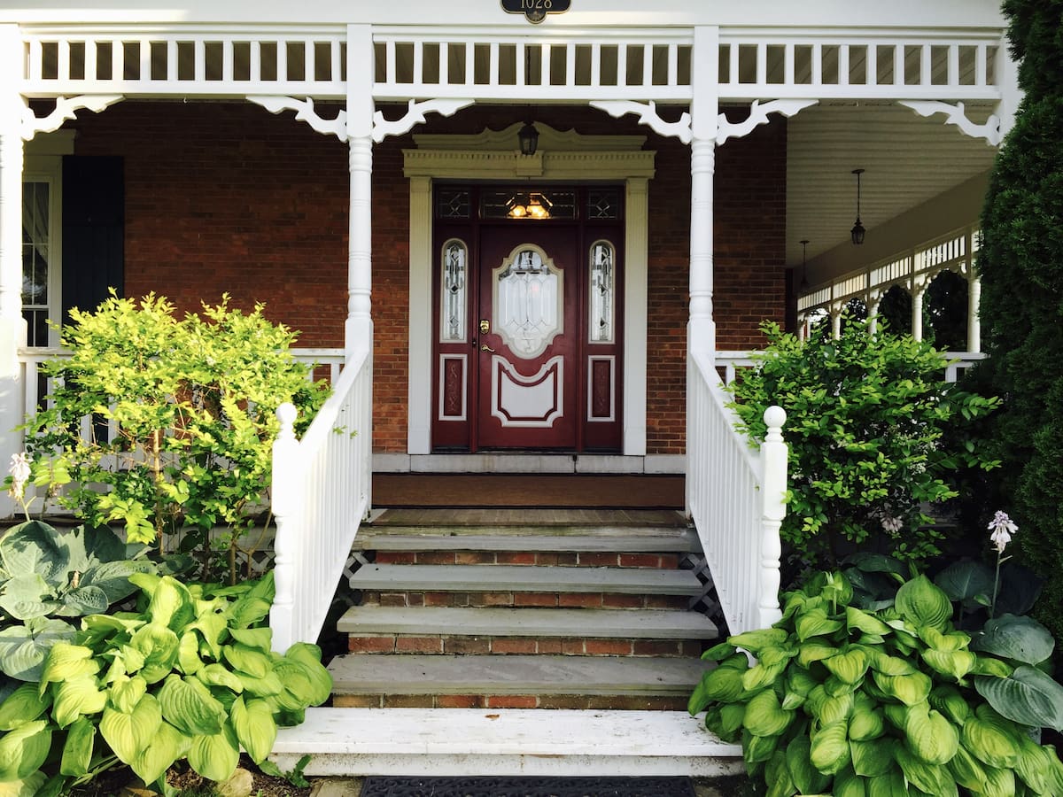 Front door at Woodruff Manor